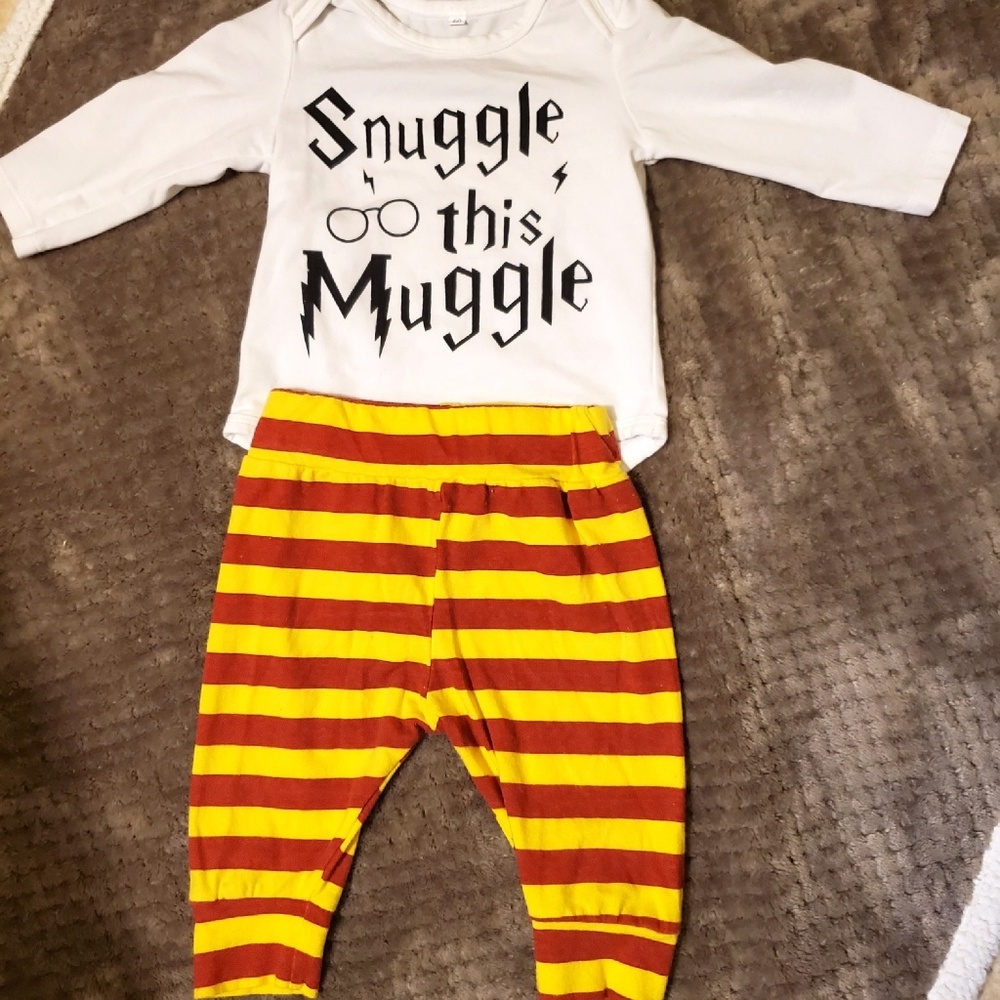 Snuggle this muggle  baby outfit